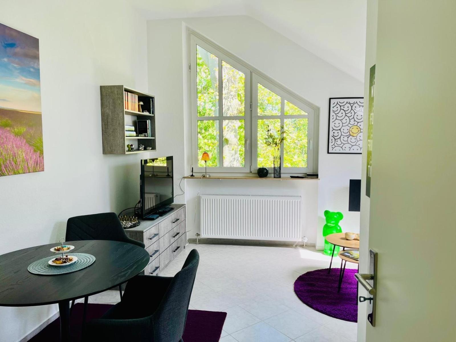 Zentrale Ferienwohnung Am Buhlschen Park In Deidesheim Exterior photo